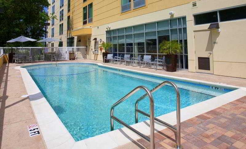 Springhill Suites Tampa North/Tampa Palms Екстер'єр фото