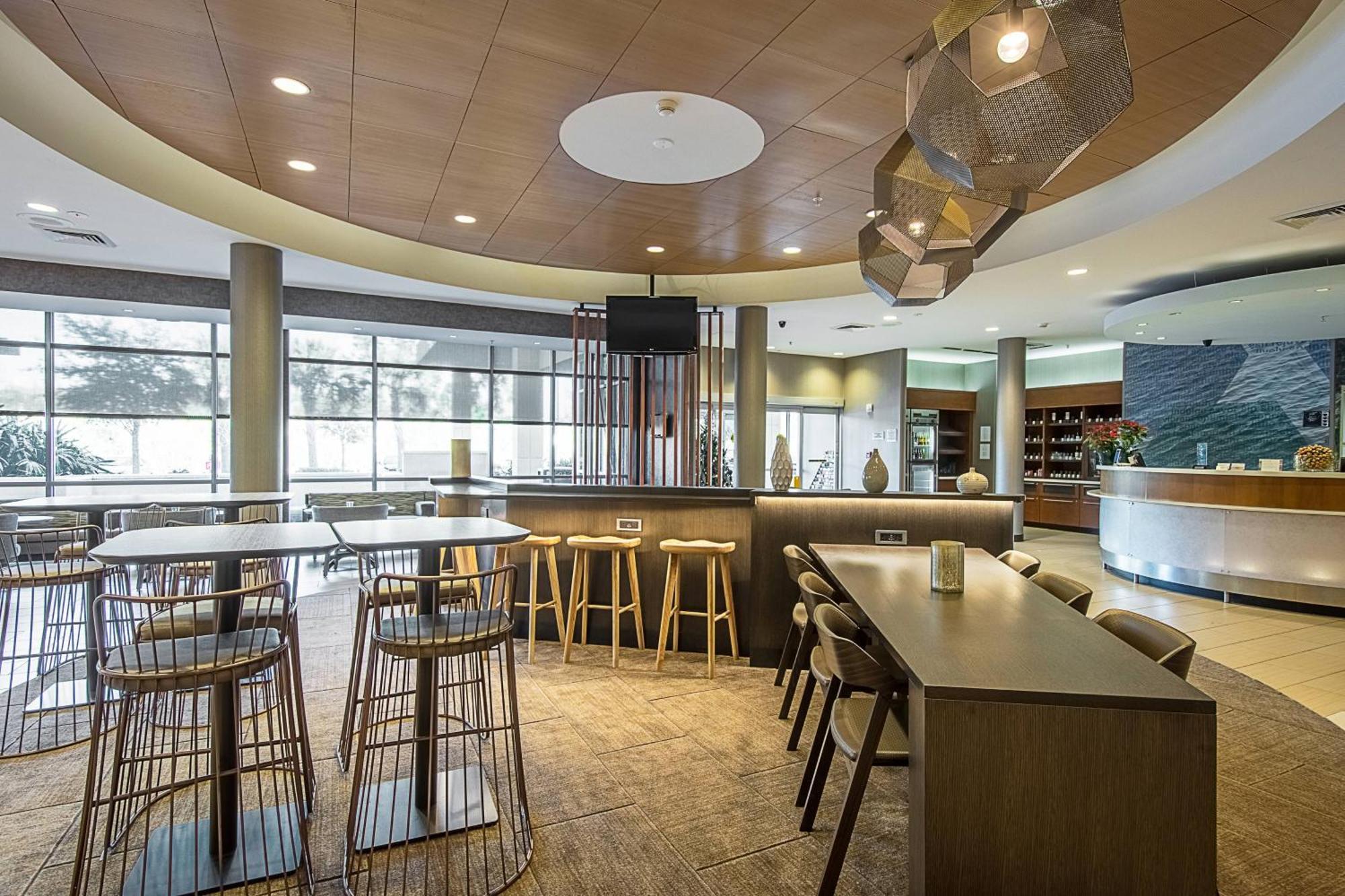 Springhill Suites Tampa North/Tampa Palms Екстер'єр фото