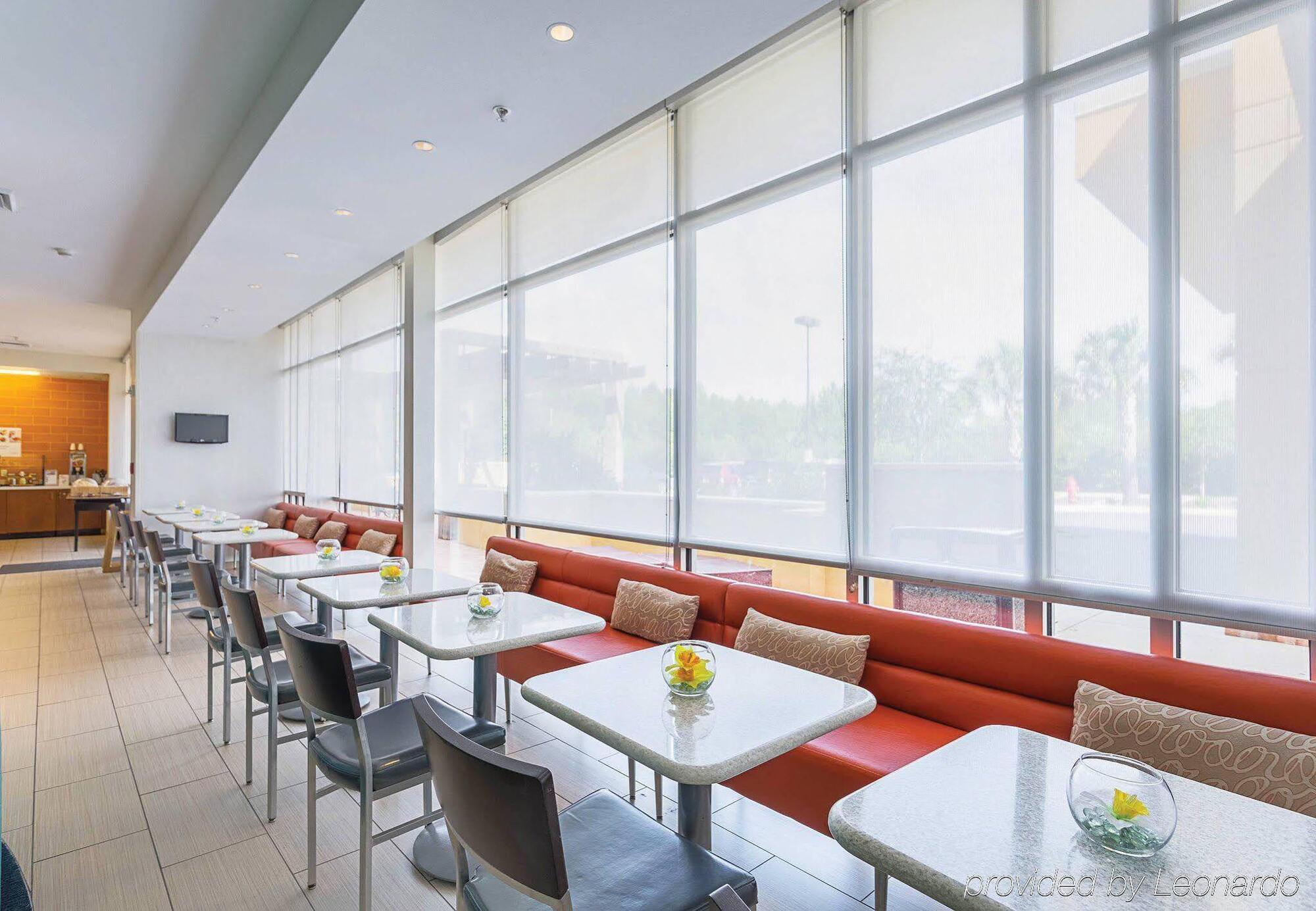 Springhill Suites Tampa North/Tampa Palms Екстер'єр фото
