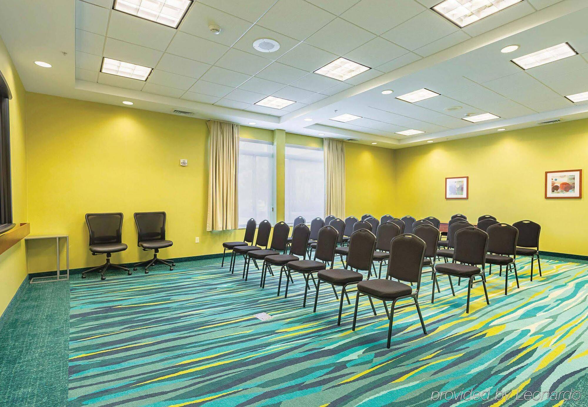 Springhill Suites Tampa North/Tampa Palms Екстер'єр фото
